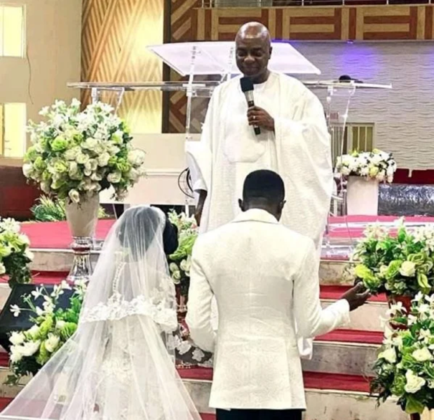 Screenshot 2021 11 01 at 09 52 42 PHOTOS David Abioyes daughter weds lover