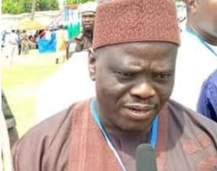 cef23b73 idris durkwa 1 696x548 (1)