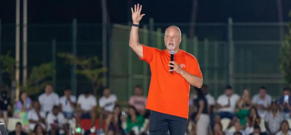 screenshot 2022 11 18 at 08 23 57 eric worre maldives omegapro.jpg.webp (webp image 790 × 367 pixels)