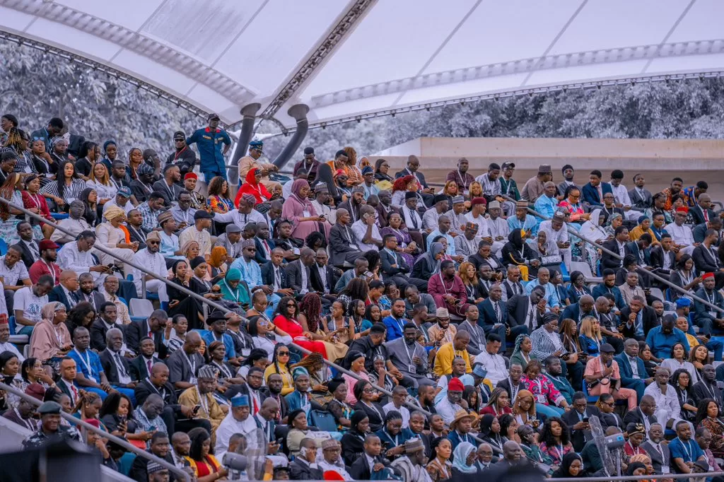 F4nw5O WgAExSR6 jpeg