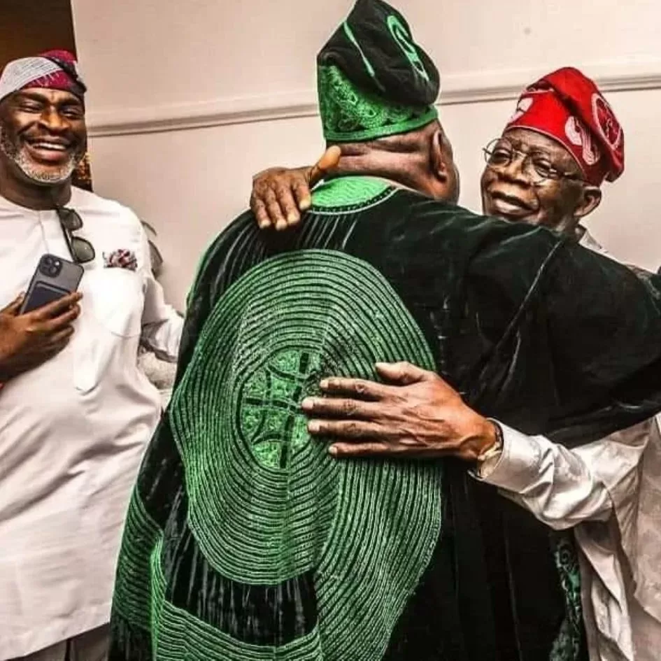 F5bGteoXsAAK57M jpeg