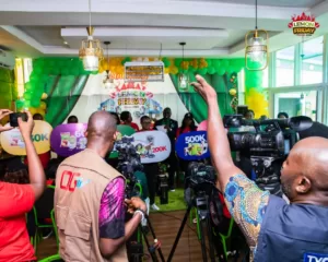 55a2c0a3 7c8c 4883 8bb5 52094bd1d258