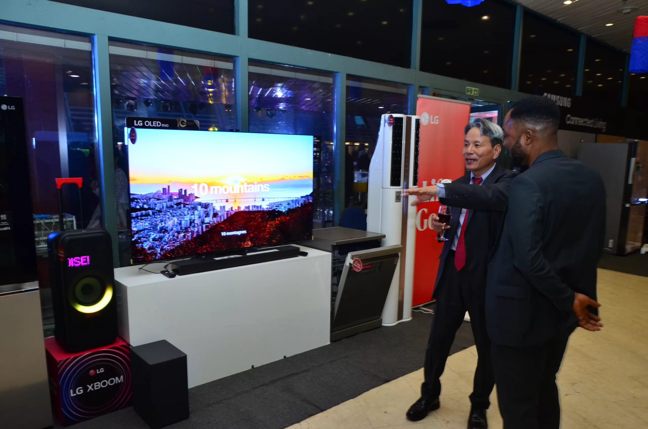 The ambassador of the Republic of Korea to Nigeria, Mr. Kim Young-Chae and the Public Relations Manager, LG Electronics, West Africa Operations, Moses Osime at the Korean National Day Reception 2023 held in Abuja recently.