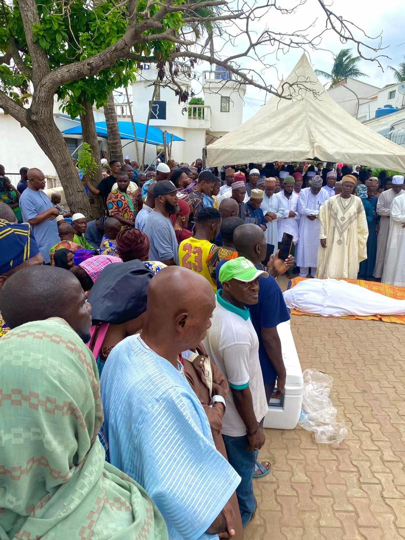 WhatsApp Image 2024 04 09 at 9.35.08 PM 1