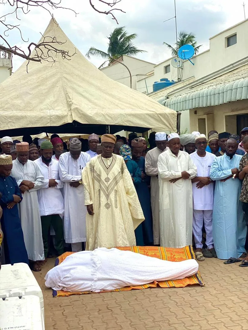 WhatsApp Image 2024 04 09 at 9.35.09 PM jpeg