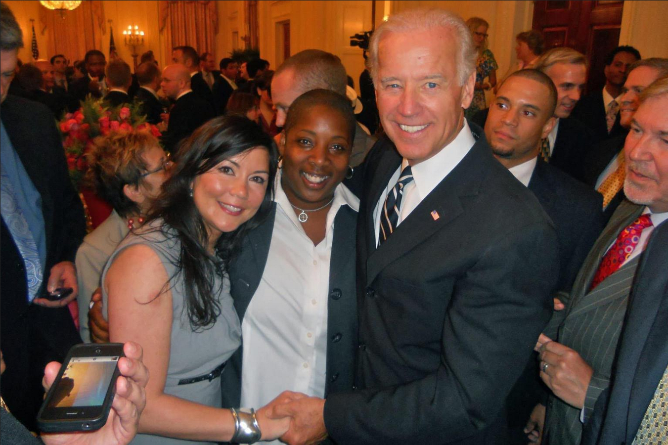 Fmr Obama campaign official, Peggy Wood, 60, her wife, Hope Wood, 48, killed in car crash 