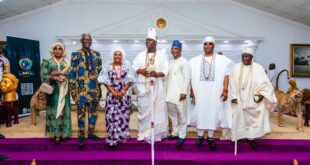 Aare Adetola Emmanuelking visit to Ooni of Ife