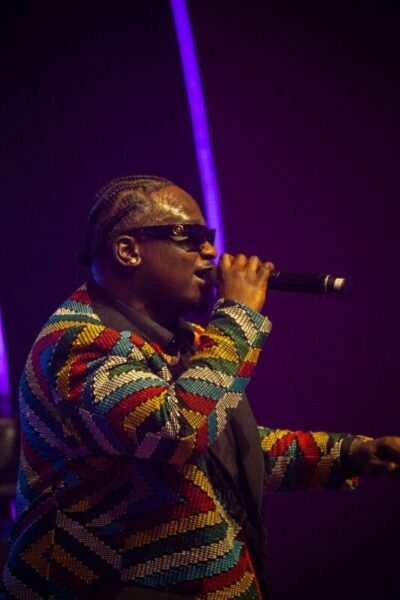 Wande Coal Performs 1 scaled