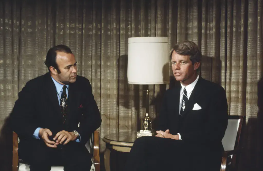 l r nbc news sander 102934860