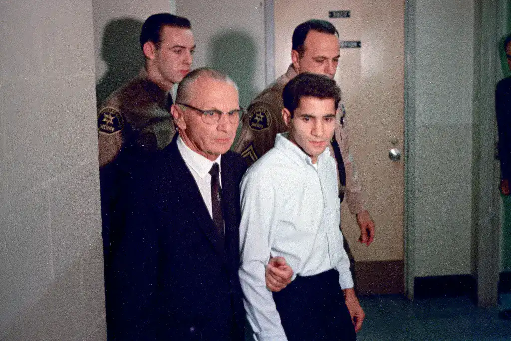 sirhan sirhan right accused assassinating 102927650