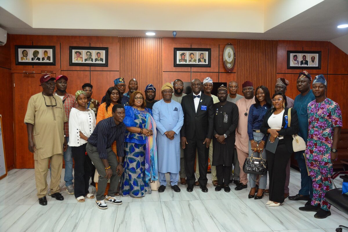 13b6e45e 1f28 4f62 81b2 db1a803e5bf7