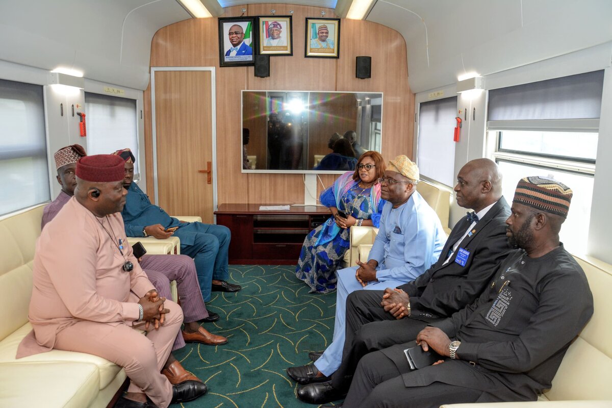 2ebb2735 a1fa 4f09 ade1 f7267e982237