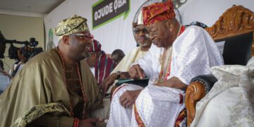 Adetola Emmanuelking mourns Awujale