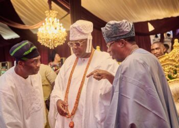 Otunba Gbenga Daniel at Alara of Ilara coronation