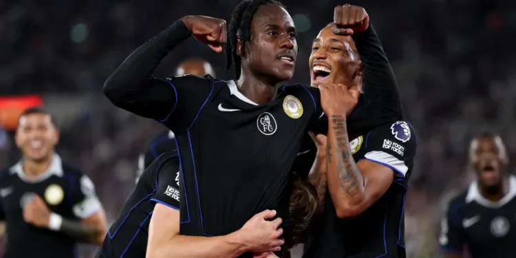 Chelsea thrash West Ham
