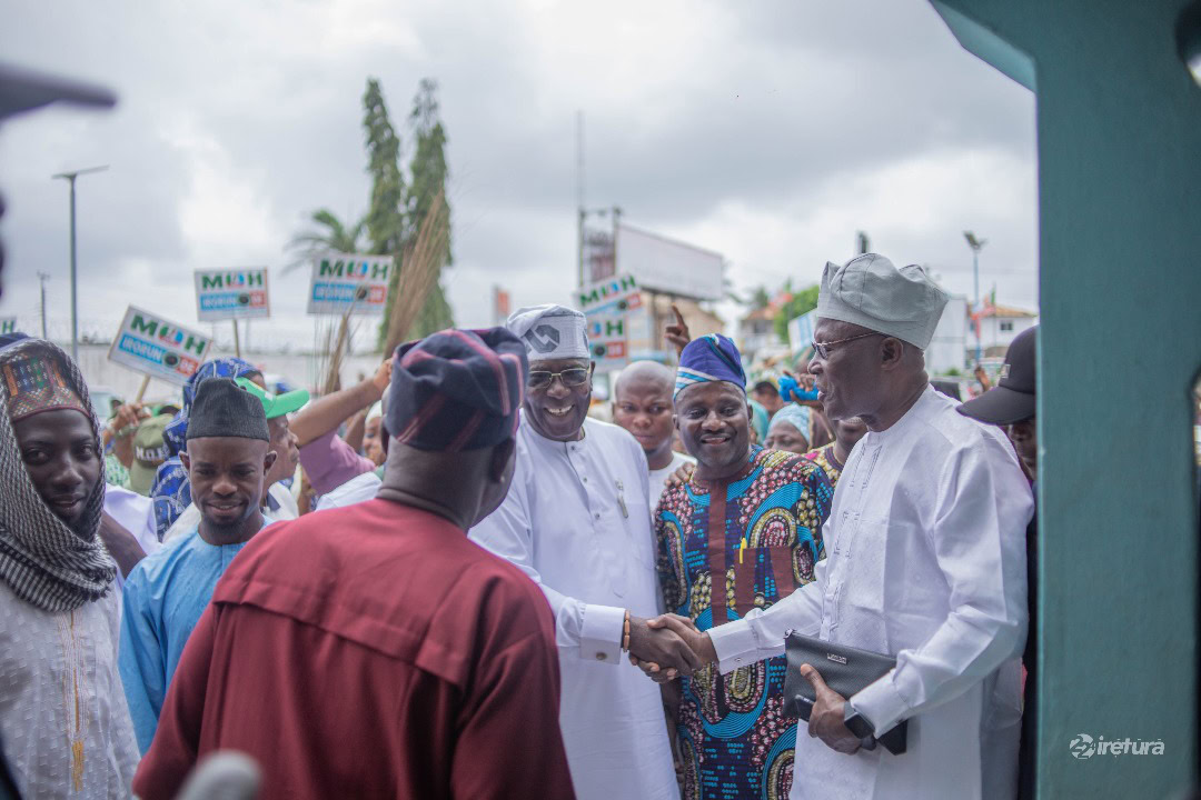 39c24b950abb4e6abe2a1afeadee6350