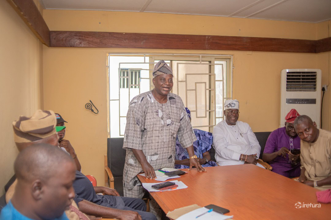 40952c9440de49049b01ed9b37cefb9e