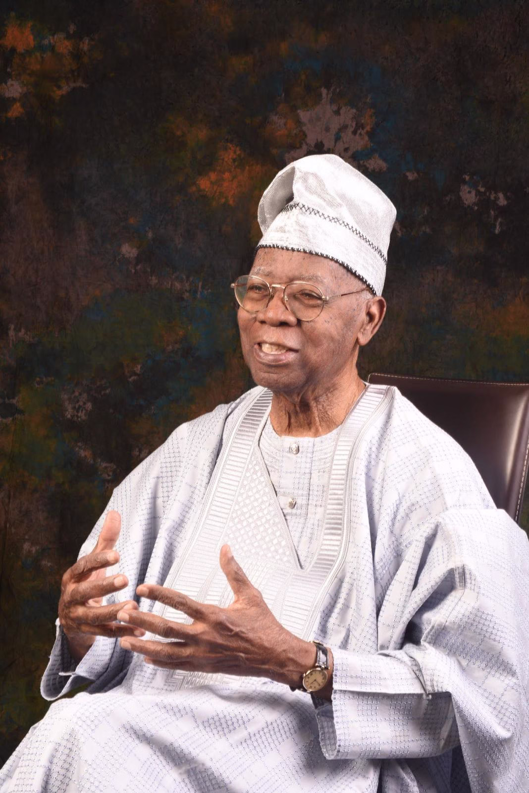 Chief Akinkugbe 1