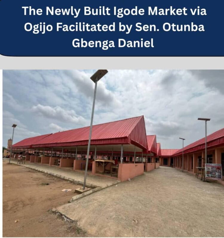 e402ff64 a83d 49f8 90bb eb375912e4e3