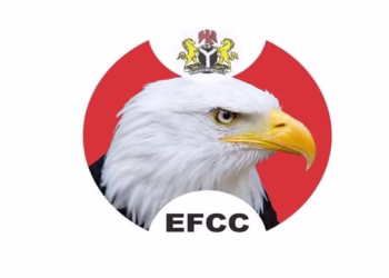EFCC investigates travellers with undeclared cash