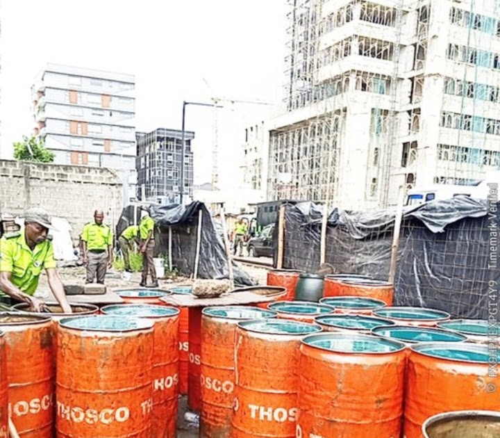 Affordable construction supplies for city projects, showcasing teamwork in urban construction environments.