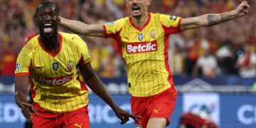 Lens