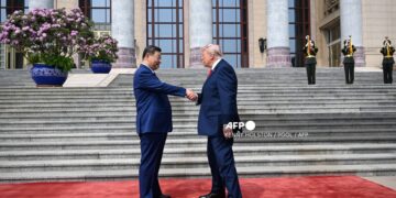 Xi