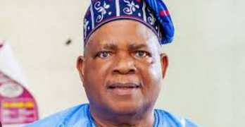 Kola Oyewo